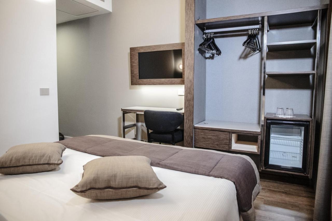 Al Manthia Hotel - Gruppo Trevi Hotels Rom Eksteriør billede